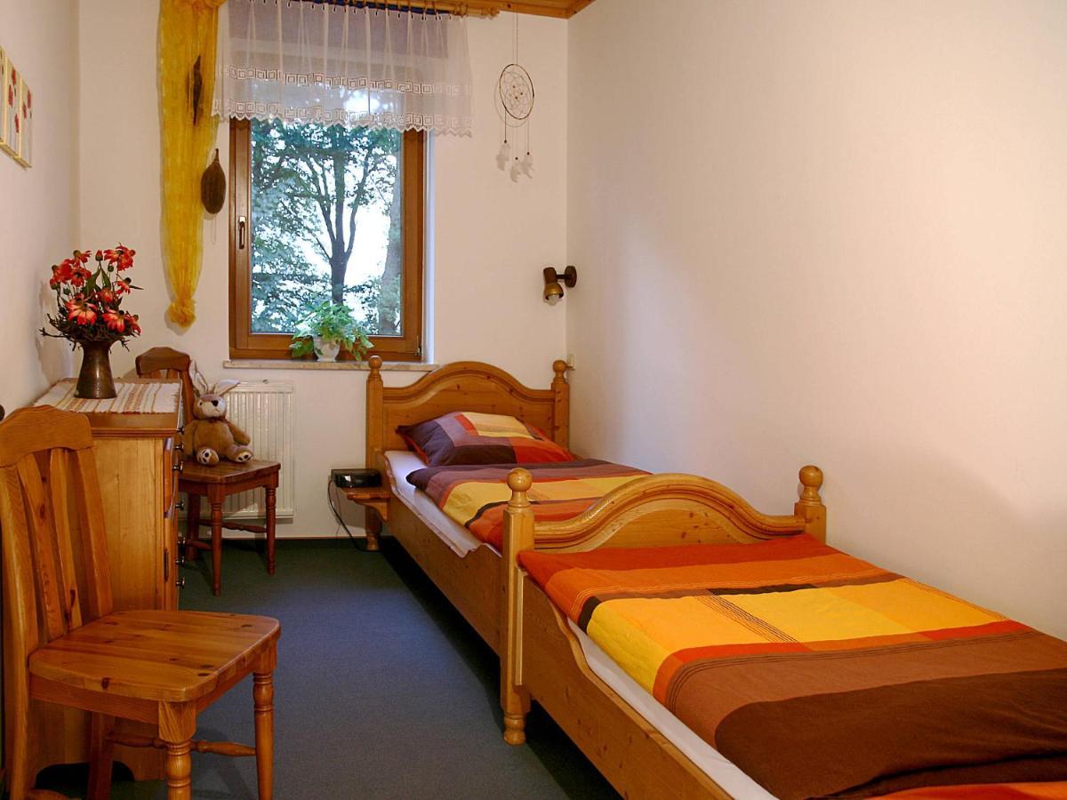 Ferienhof "Alte Foersterei" Knau Esterno foto