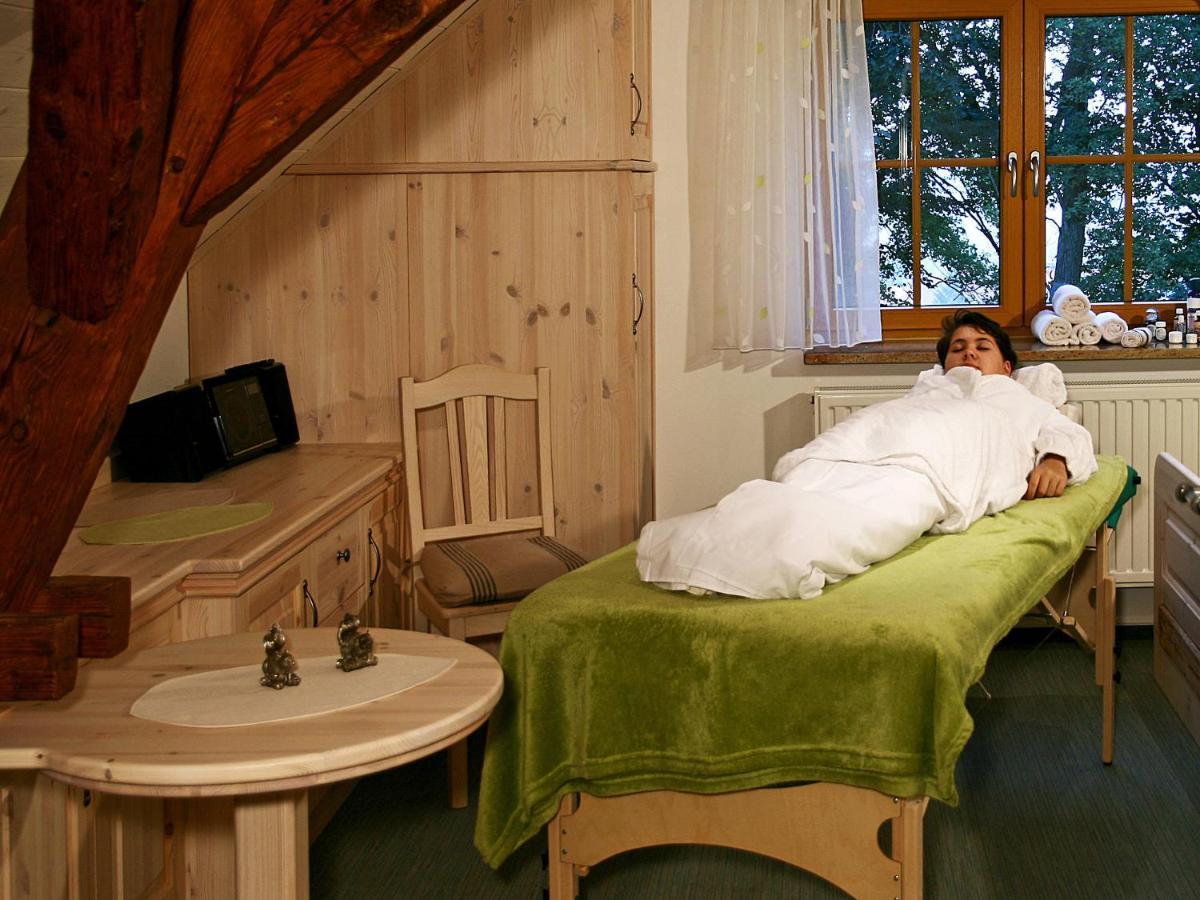 Ferienhof "Alte Foersterei" Knau Esterno foto